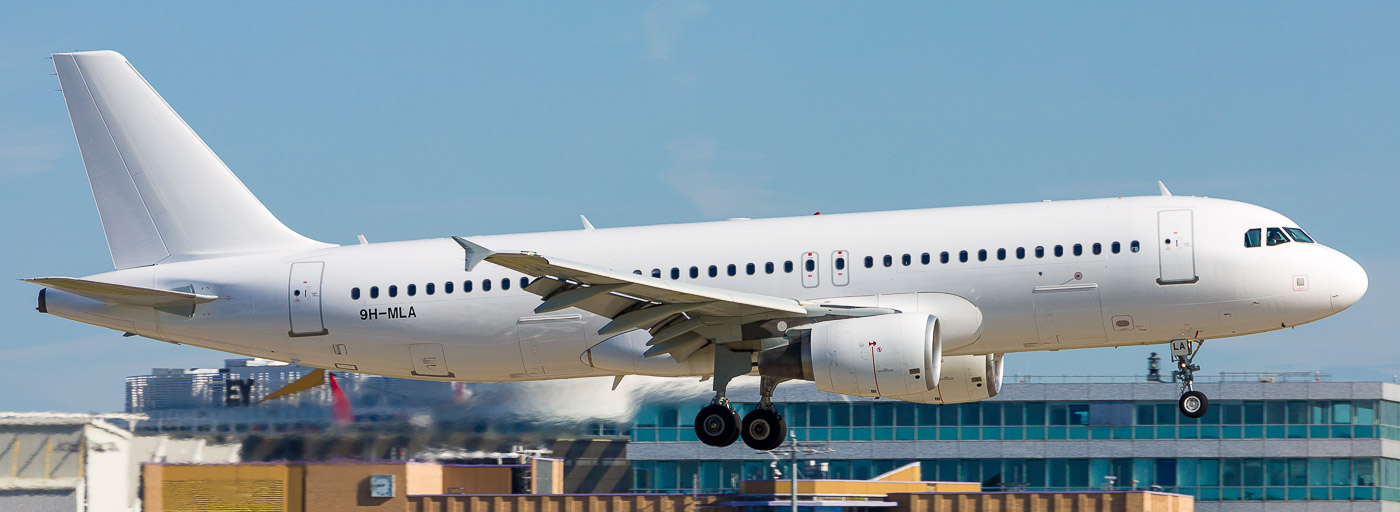 9H-MLA - Avion Express Malta Airbus A320