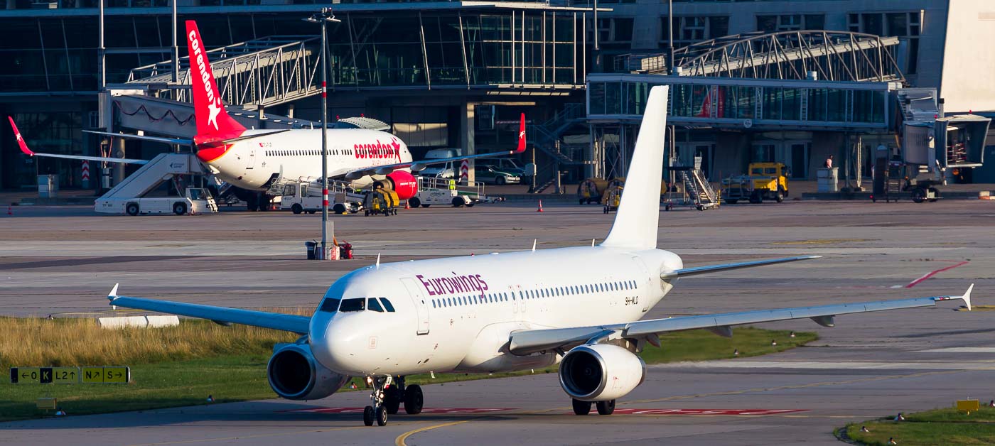 9H-MLQ - Avion Express Malta Airbus A320