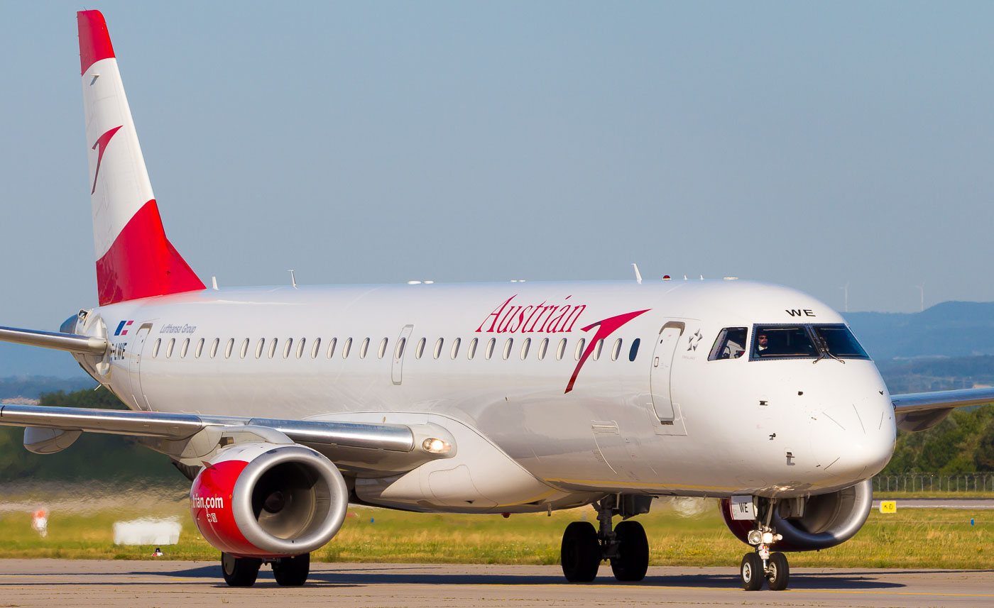 OE-LWE - Austrian Airlines Embraer 195