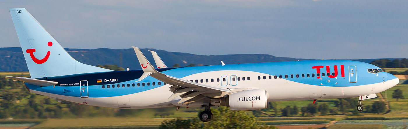 D-ABKI - TUIfly Boeing 737-800