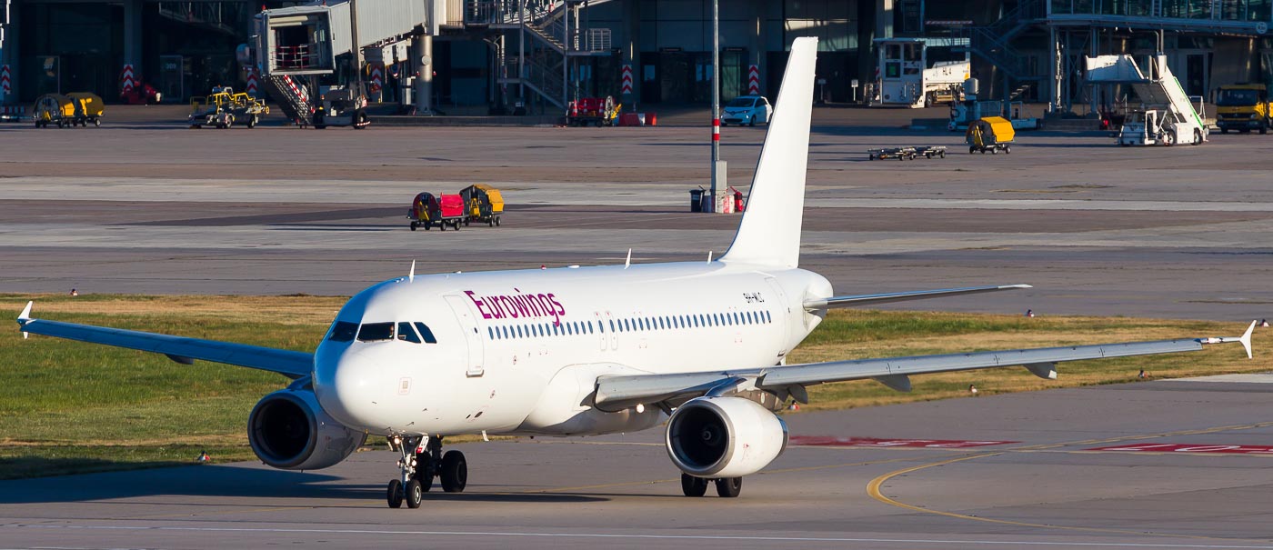 9H-MLC - Avion Express Malta Airbus A320