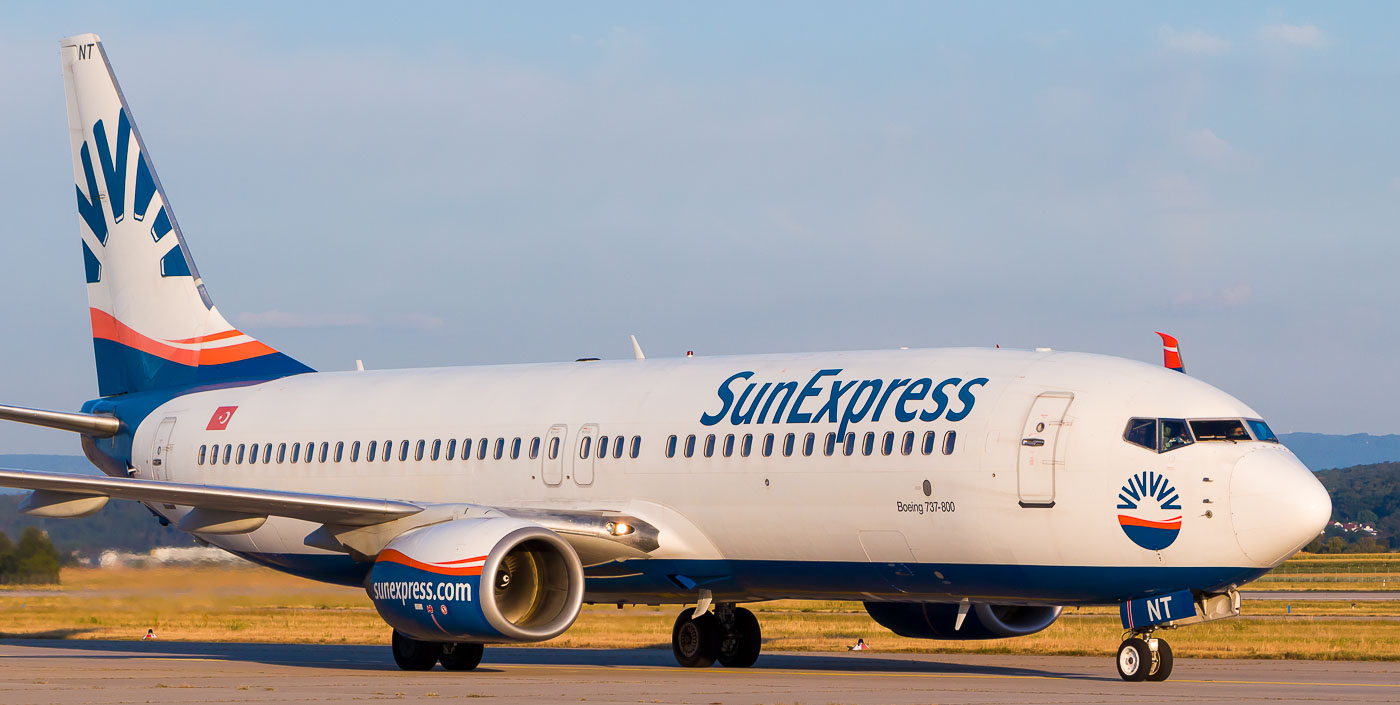 TC-SNT - SunExpress Boeing 737-800