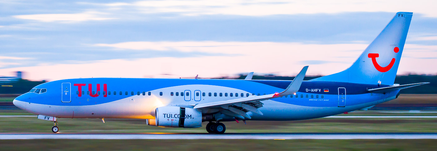 D-AHFV - TUIfly Boeing 737-800