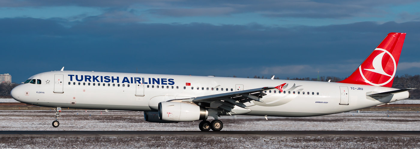 TC-JRU - Turkish Airlines Airbus A321