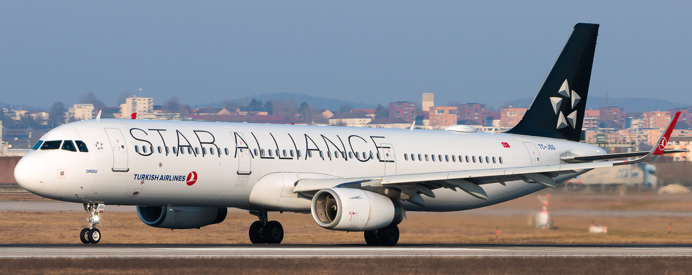 TC-JSG - Turkish Airlines Airbus A321