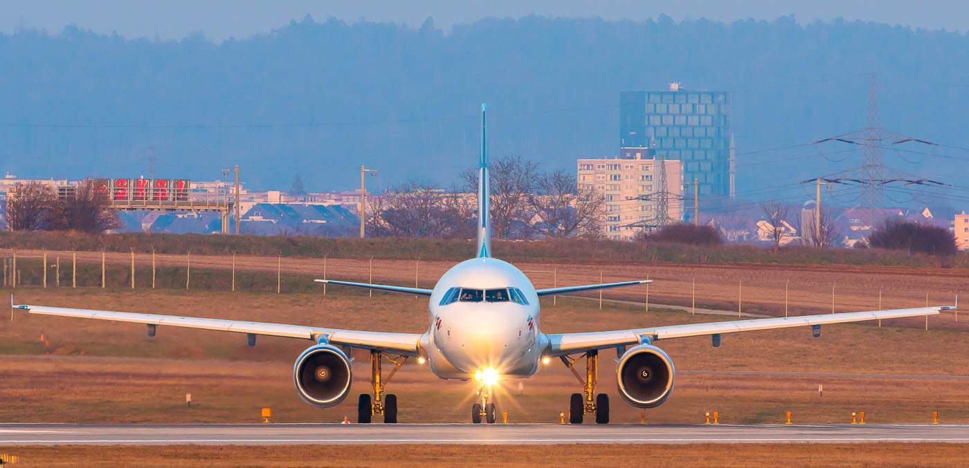 D-ABDT - Eurowings Airbus A320