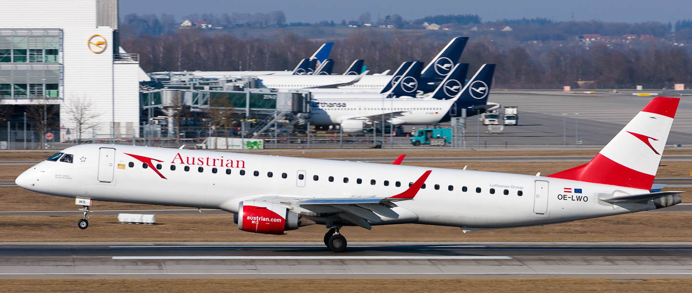 OE-LWO - Austrian Airlines Embraer 195