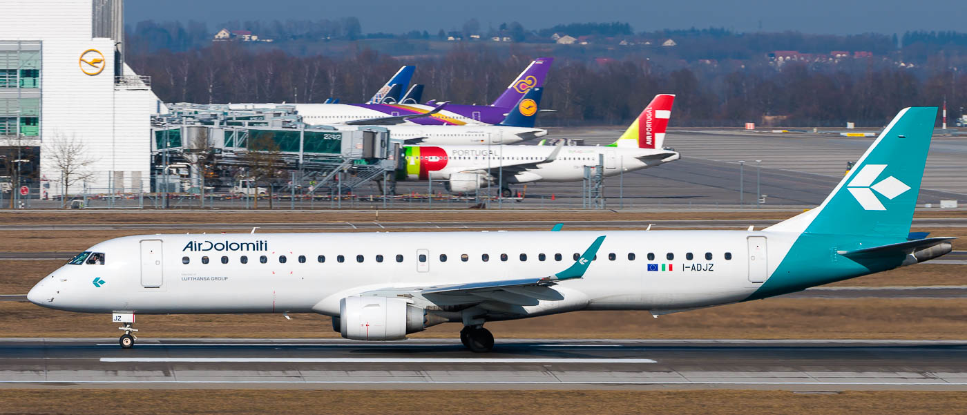 I-ADJZ - Air Dolomiti Embraer 195