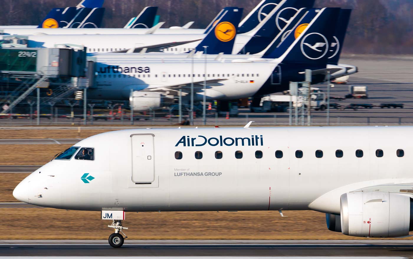 I-ADJM - Air Dolomiti Embraer 195