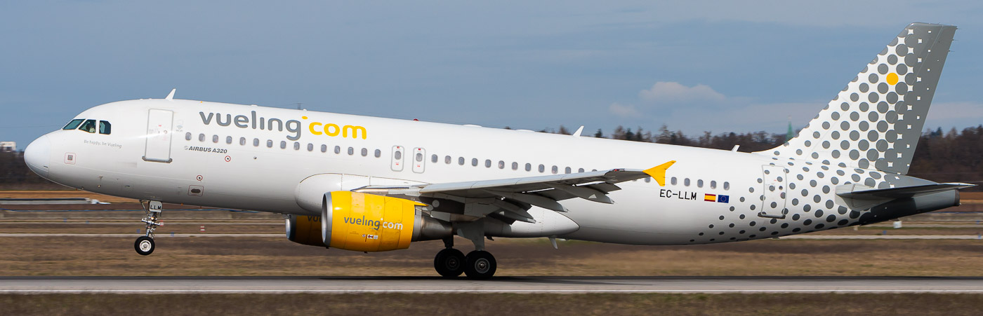 EC-LLM - Vueling Airlines Airbus A320