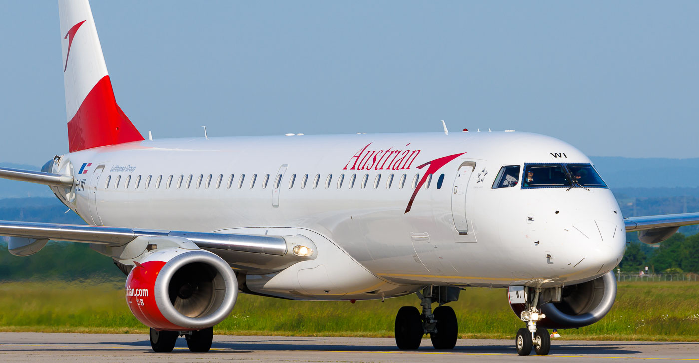 OE-LWI - Austrian Airlines Embraer 195