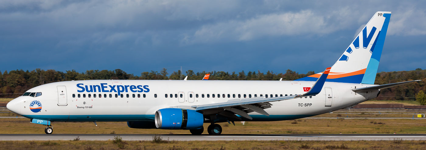 TC-SPP - SunExpress Boeing 737-800