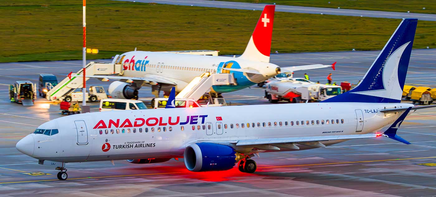 TC-LAJ - AnadoluJet Boeing 737 MAX 8