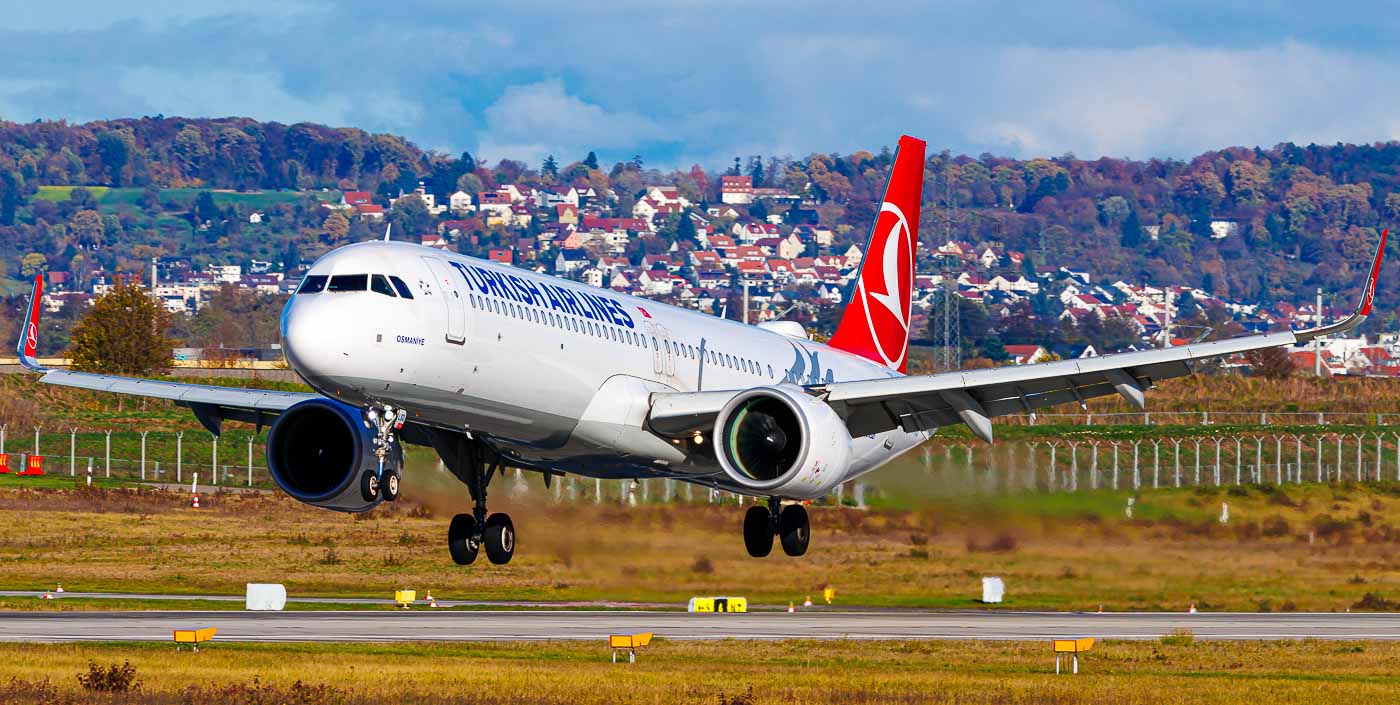 TC-LSD - Turkish Airlines Airbus A321neo