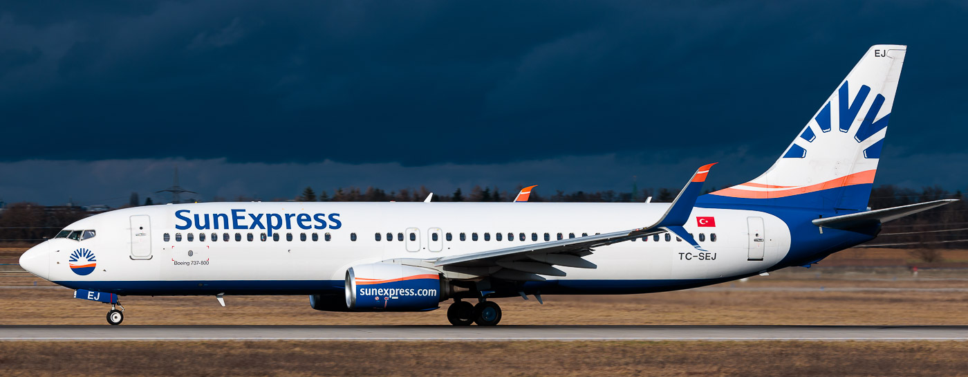 TC-SEJ - SunExpress Boeing 737-800