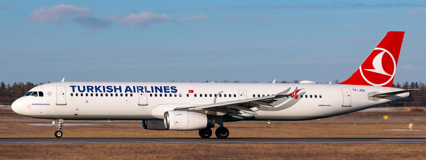 TC-JSA - Turkish Airlines Airbus A321