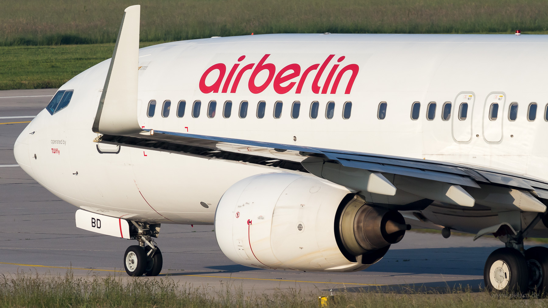 D-ABBD Air Berlin Boeing 737-86J in Stuttgart / STR (berwiegend wei Livery)