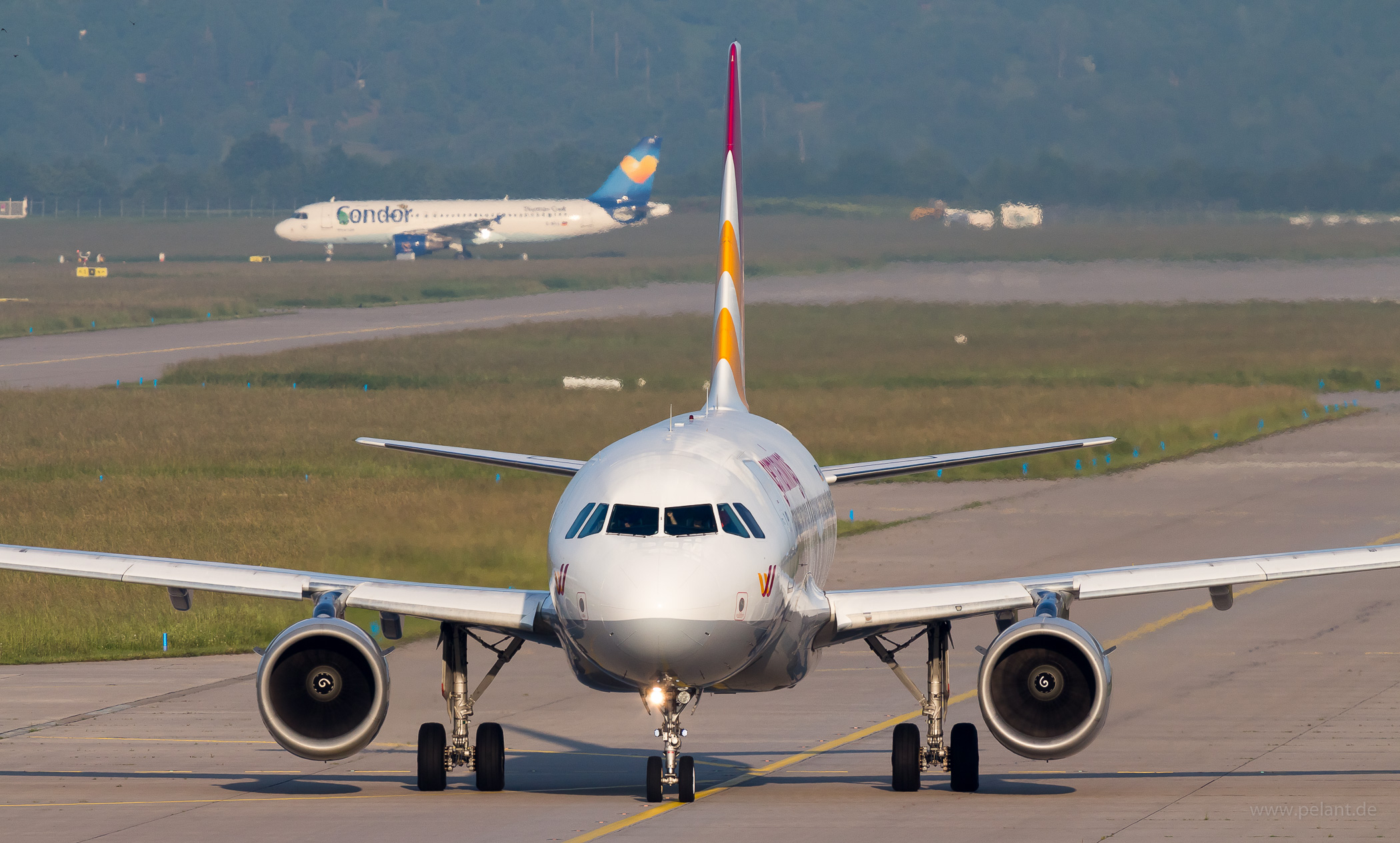 D-AKNJ Germanwings Airbus A319-112 in Stuttgart / STR