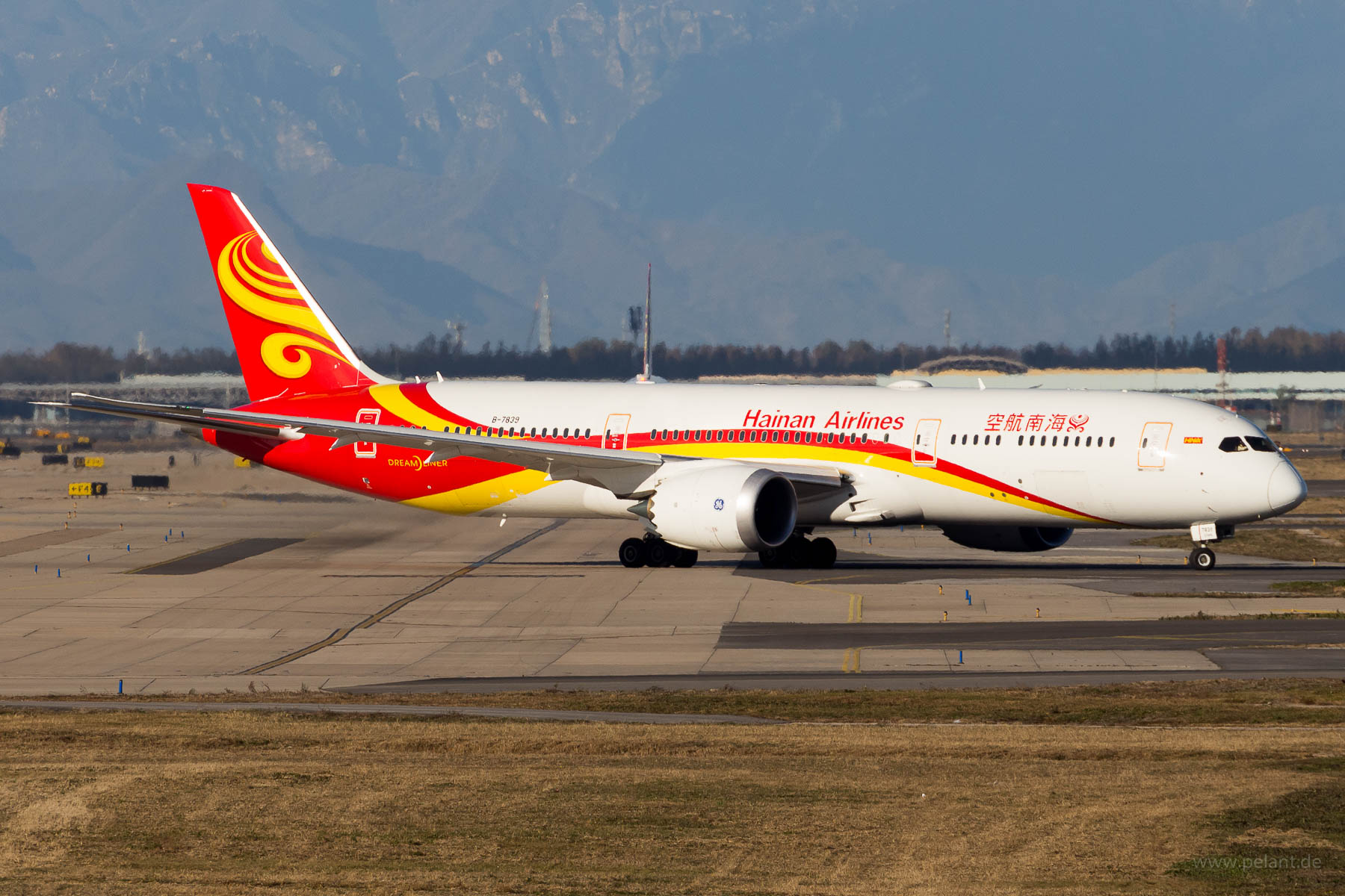 B-7839 Hainan Airlines Boeing 787-9 in Peking / PEK