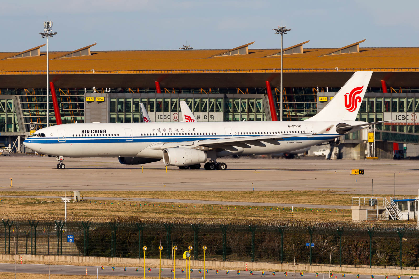 B-6530 Air China Airbus A330-343 in Peking / PEK