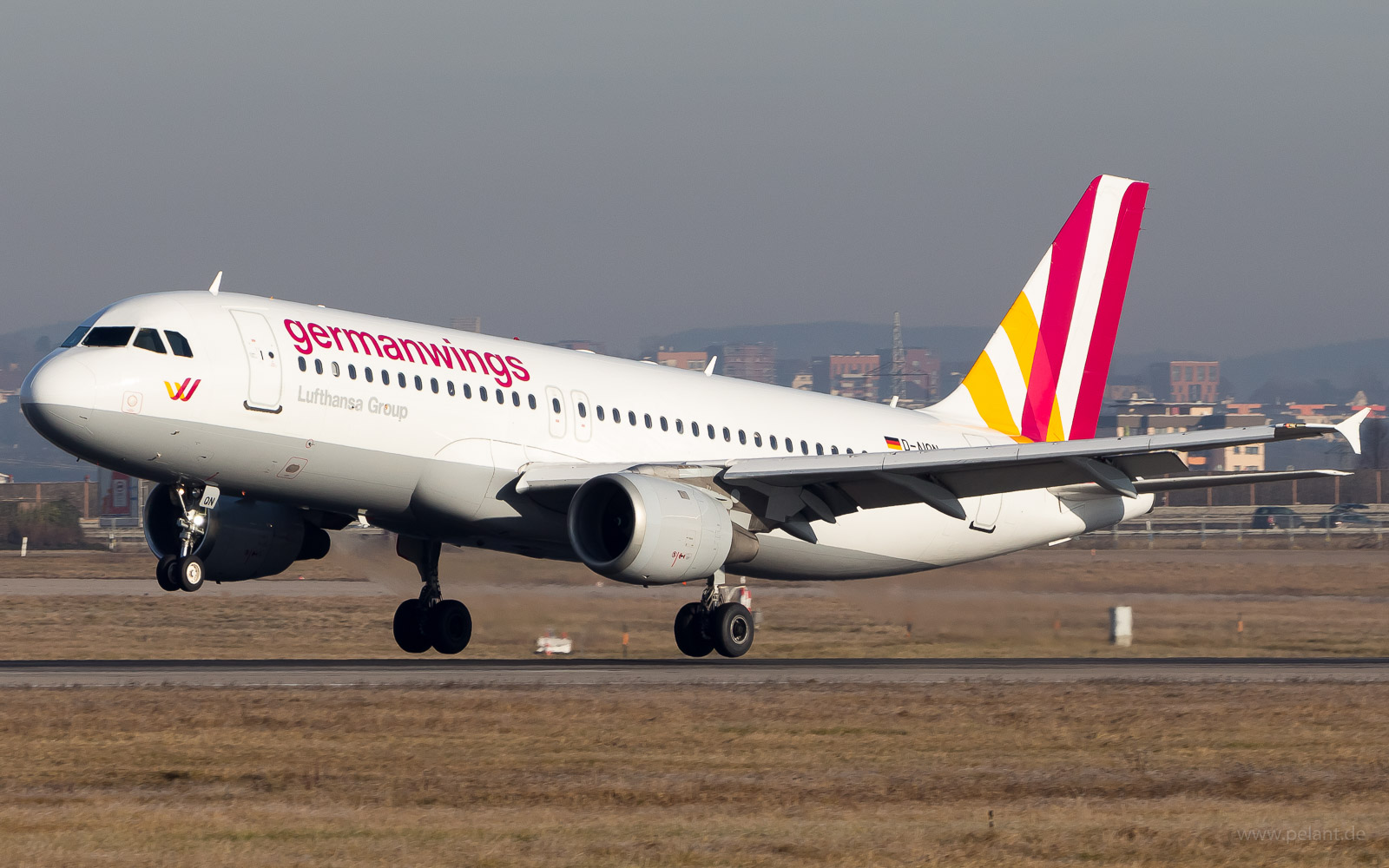 D-AIQN Germanwings Airbus A320-211 in Stuttgart / STR