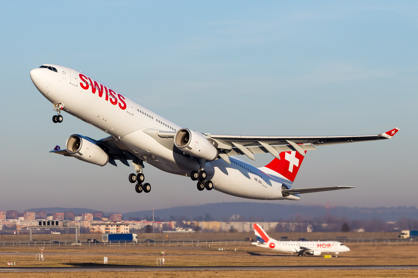 HB-JHJ Swiss Airbus A330-343 in Stuttgart / STR