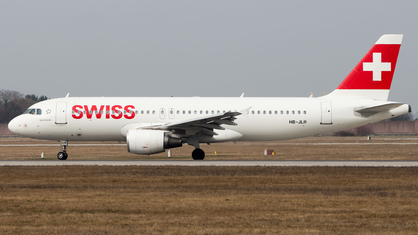 HB-JLR Swiss Airbus A320-214 in Stuttgart / STR