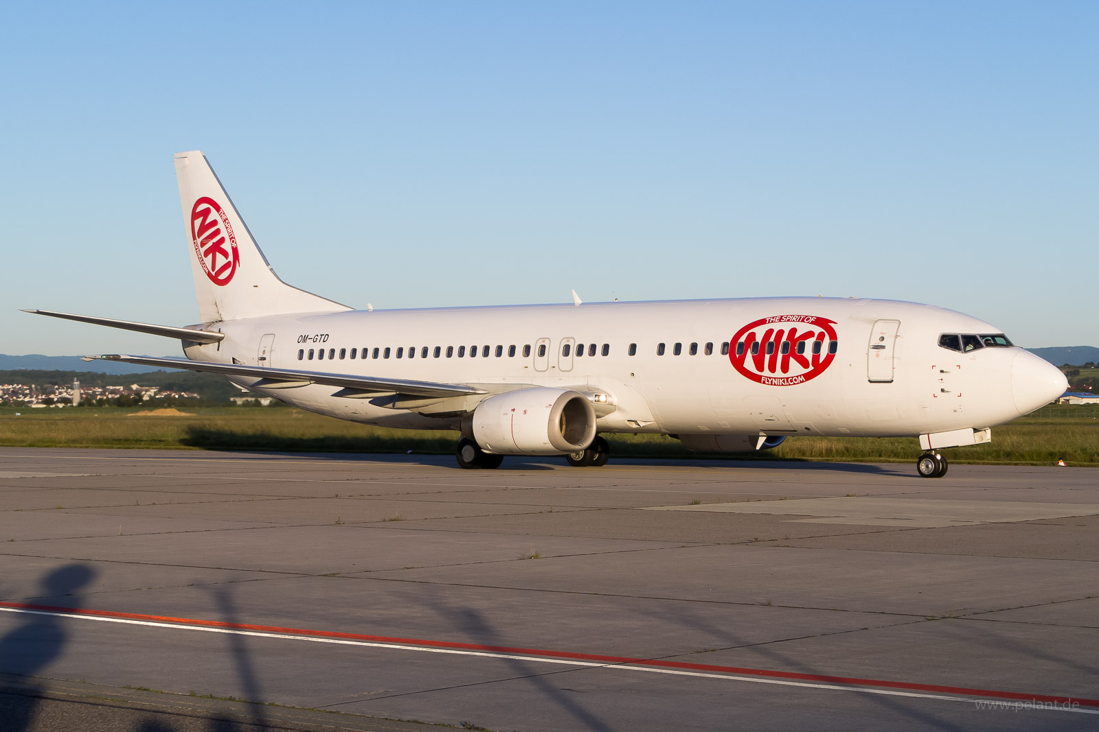 OM-GTD NIKI Boeing 737-46J in Stuttgart / STR