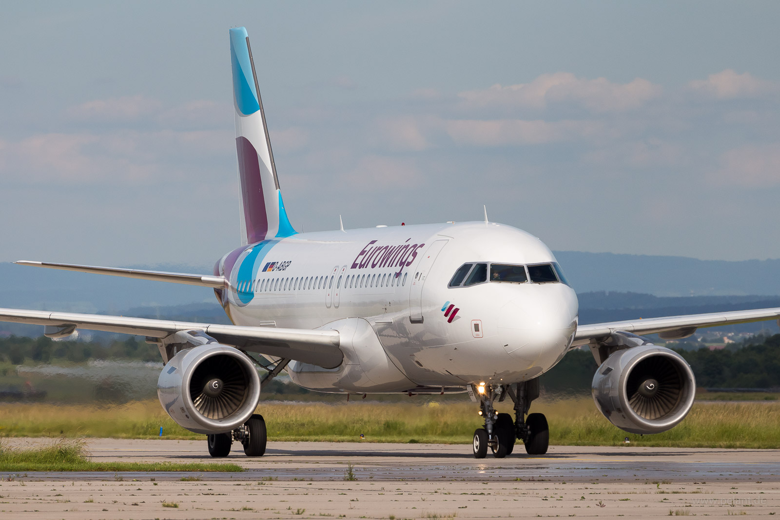 D-ABGP Eurowings Airbus A319 in Stuttgart / STR