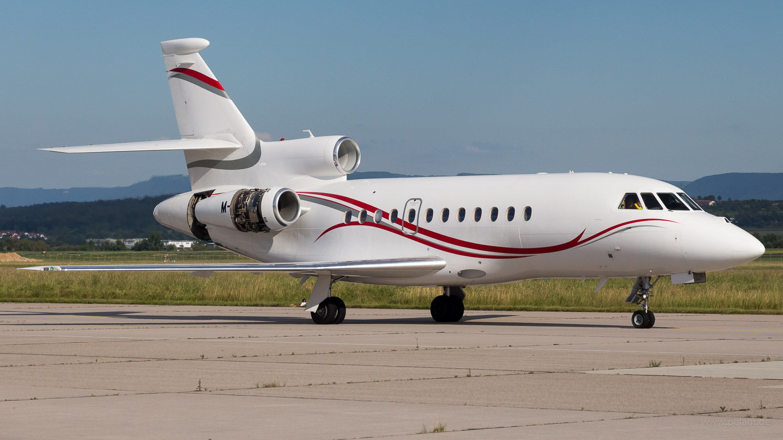 M-AFAJ DC Aviation Dassault Falcon 900EX in Stuttgart / STR