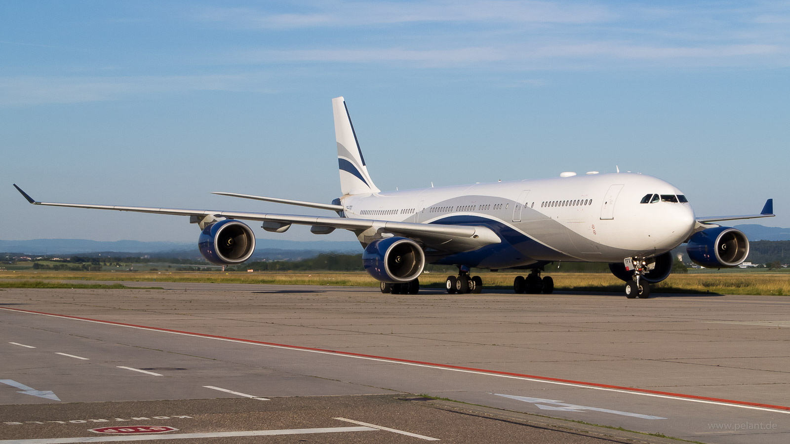 CS-TFX Hi Fly Airbus A340-500 in Stuttgart / STR