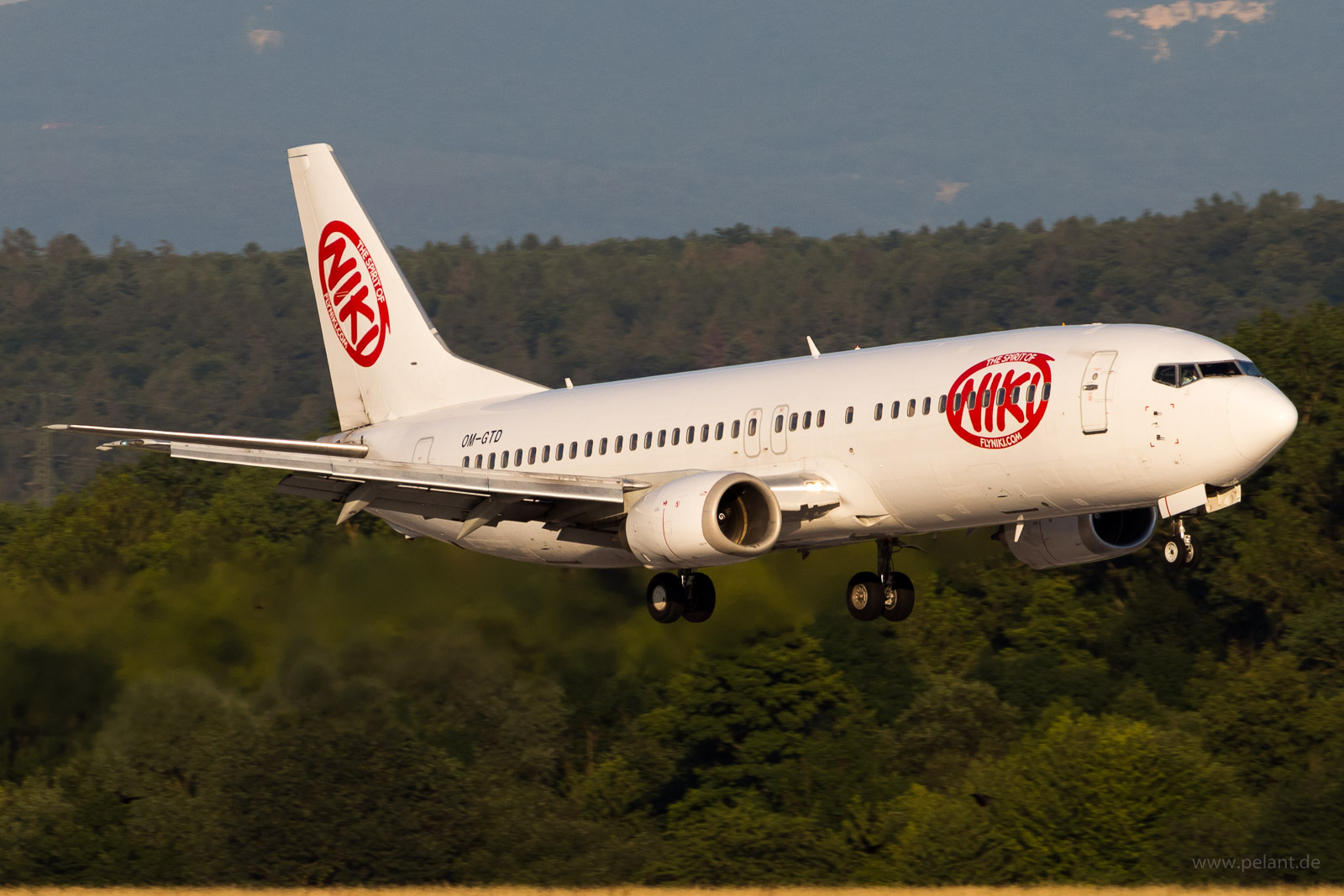 OM-GTD NIKI Boeing 737-46J in Stuttgart / STR