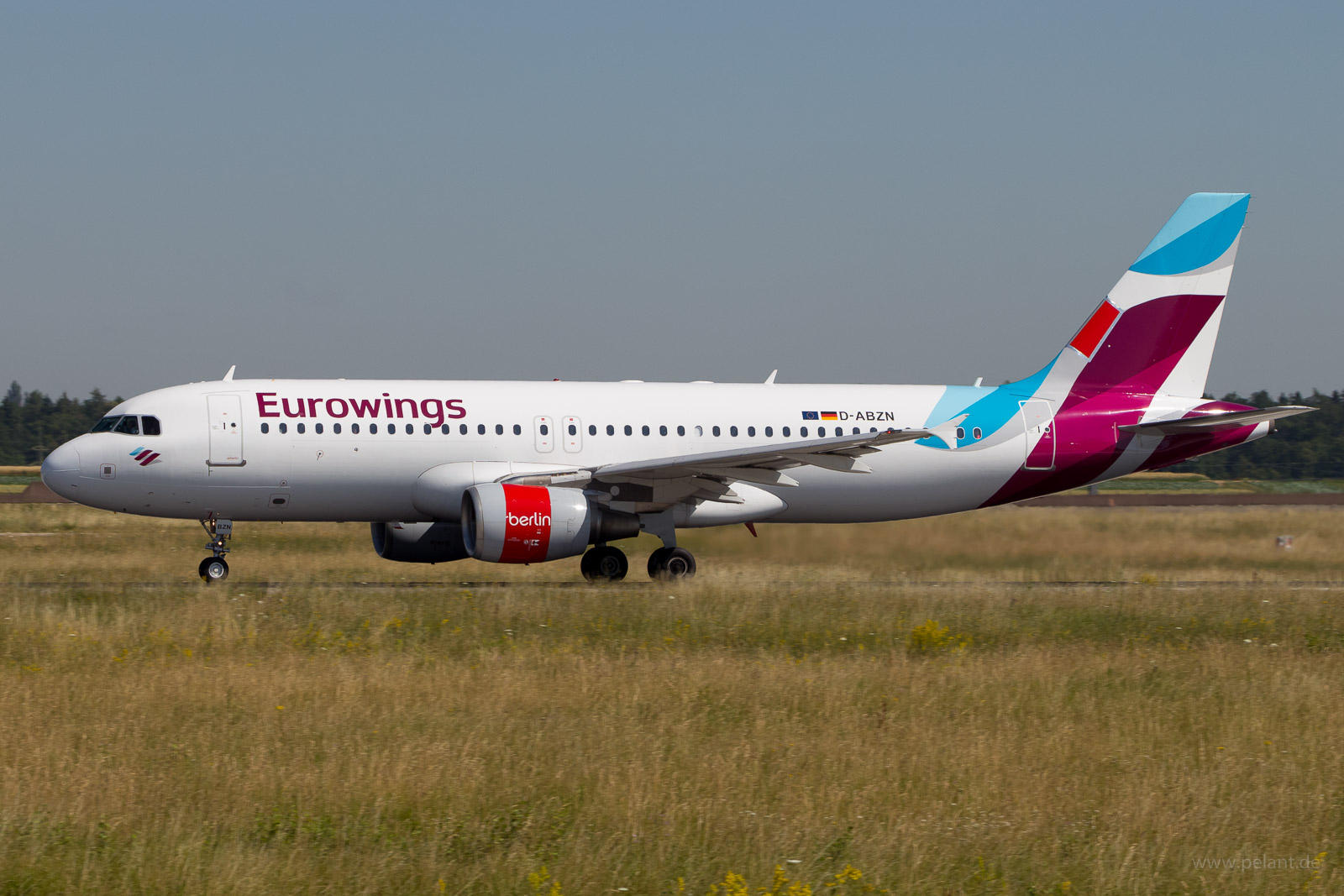 D-ABZN Eurowings Airbus A320-216 in Stuttgart / STR