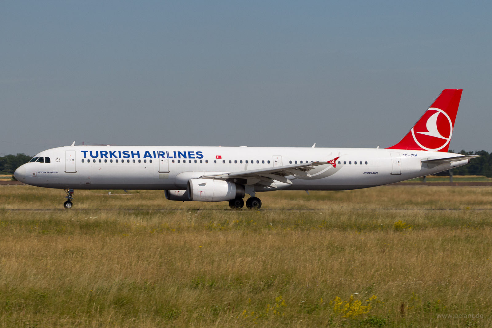 TC-JRM Turkish Airlines Airbus A321-231 in Stuttgart / STR