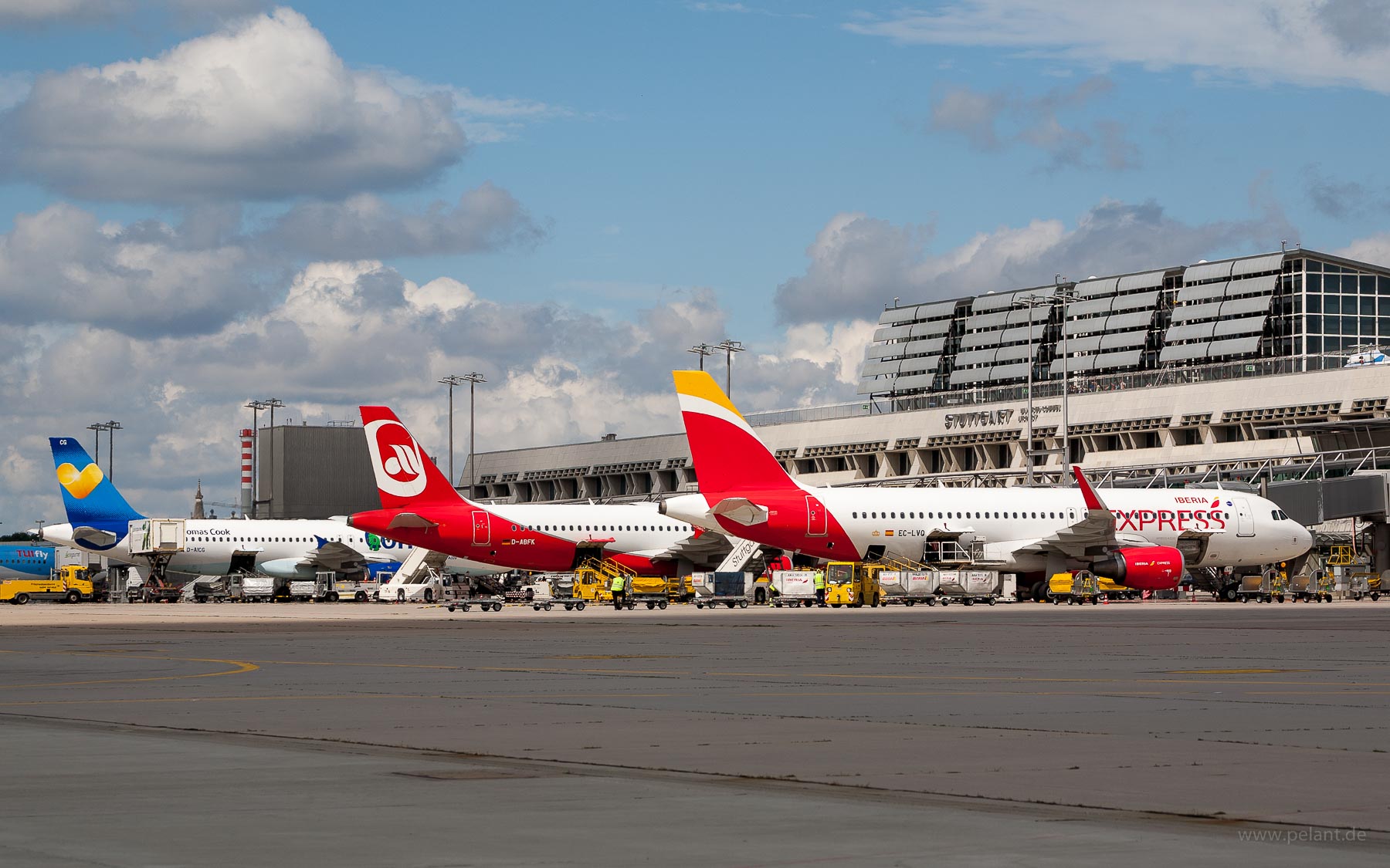 EC-LVQ Iberia Express Airbus A320-216 in Stuttgart / STR