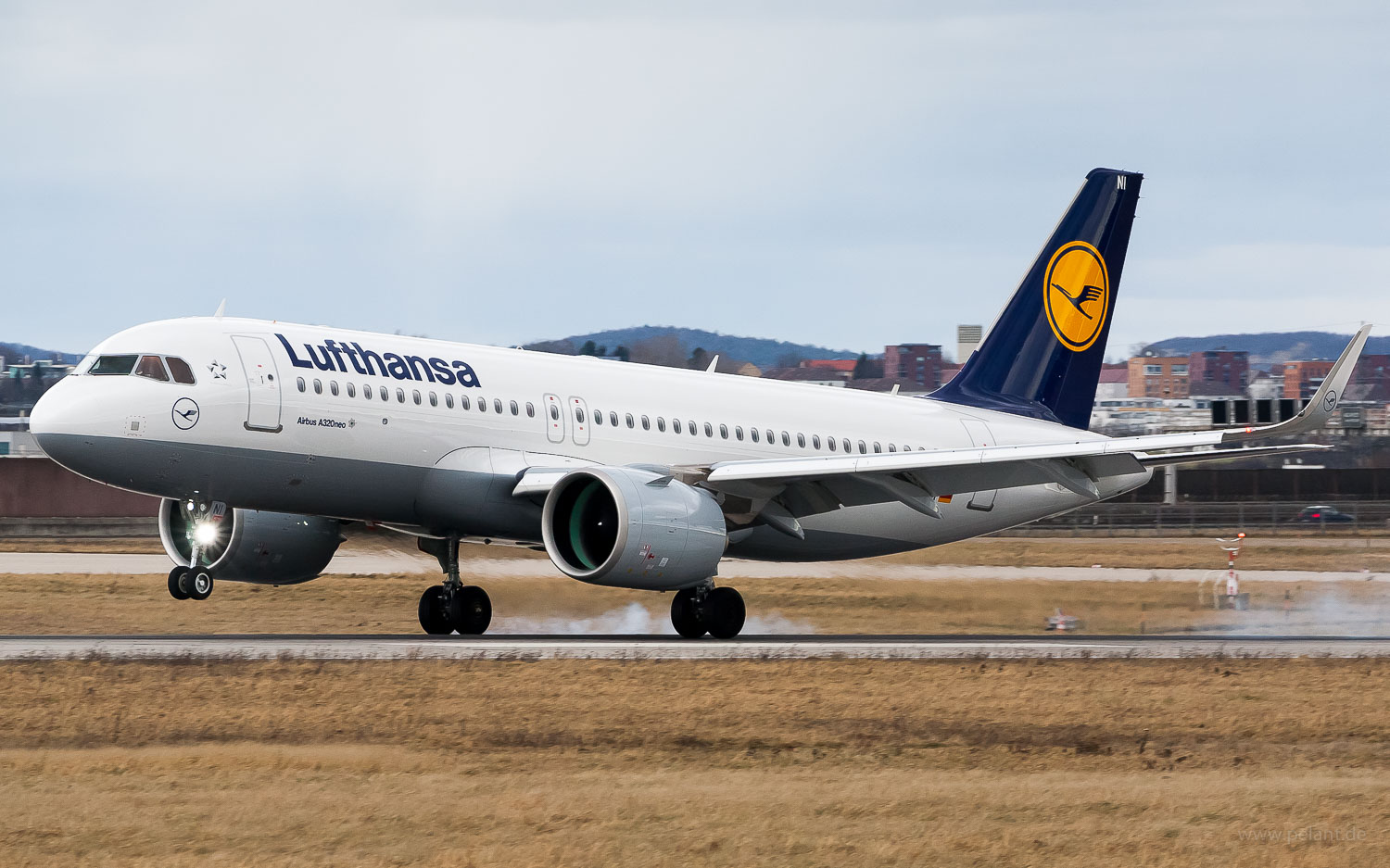 D-AINI Lufthansa Airbus A320-271N in Stuttgart / STR