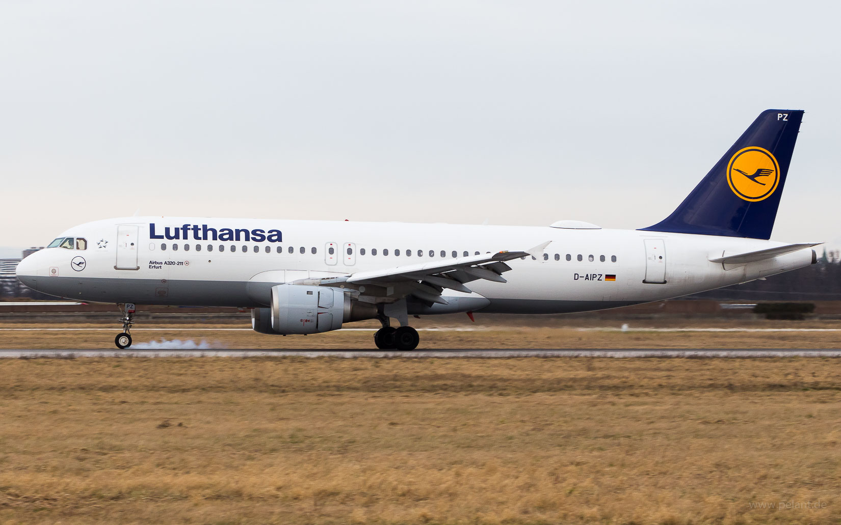 D-AIPZ Lufthansa Airbus A320-211 in Stuttgart / STR