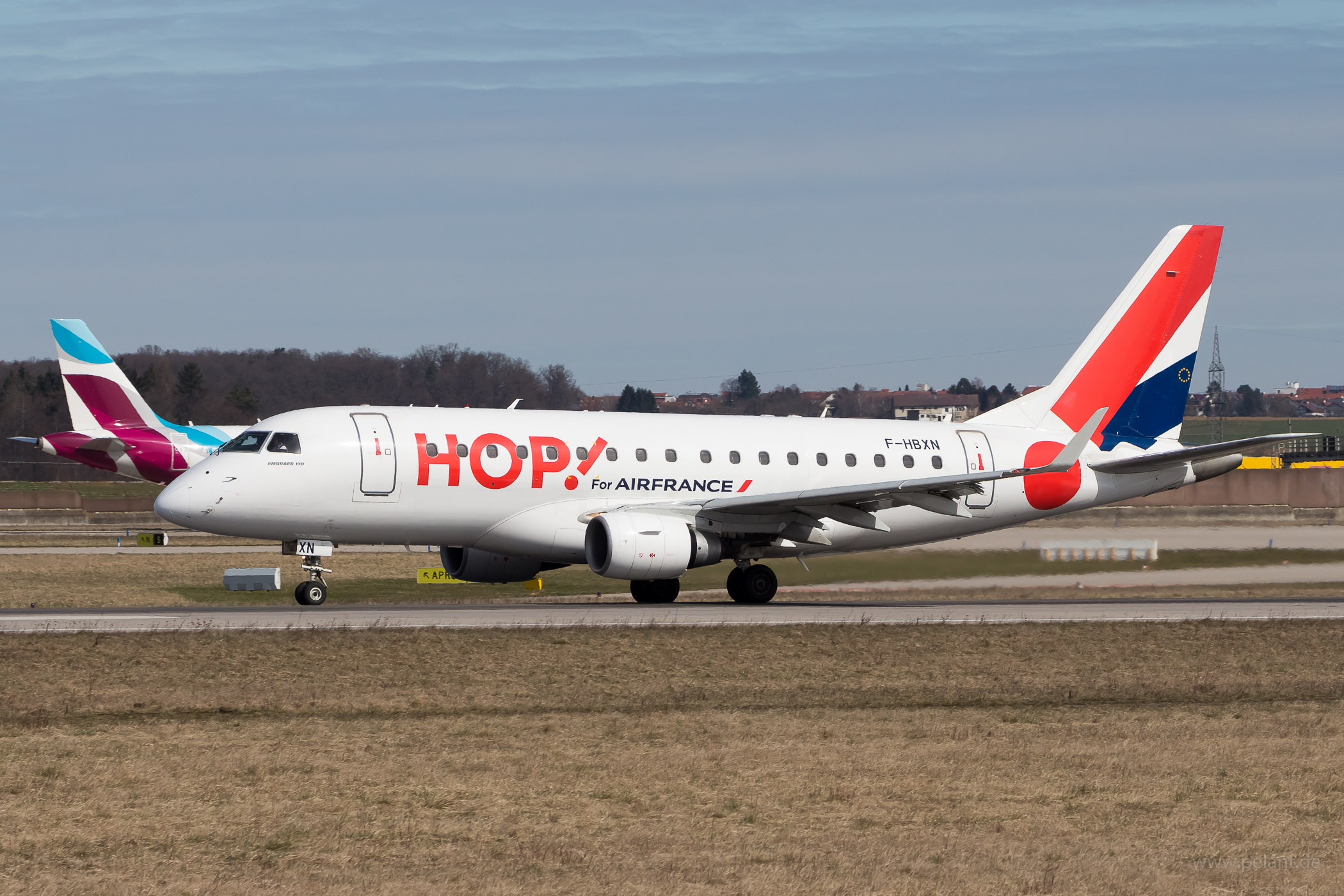 F-HBXN HOP! Embraer 170 in Stuttgart / STR
