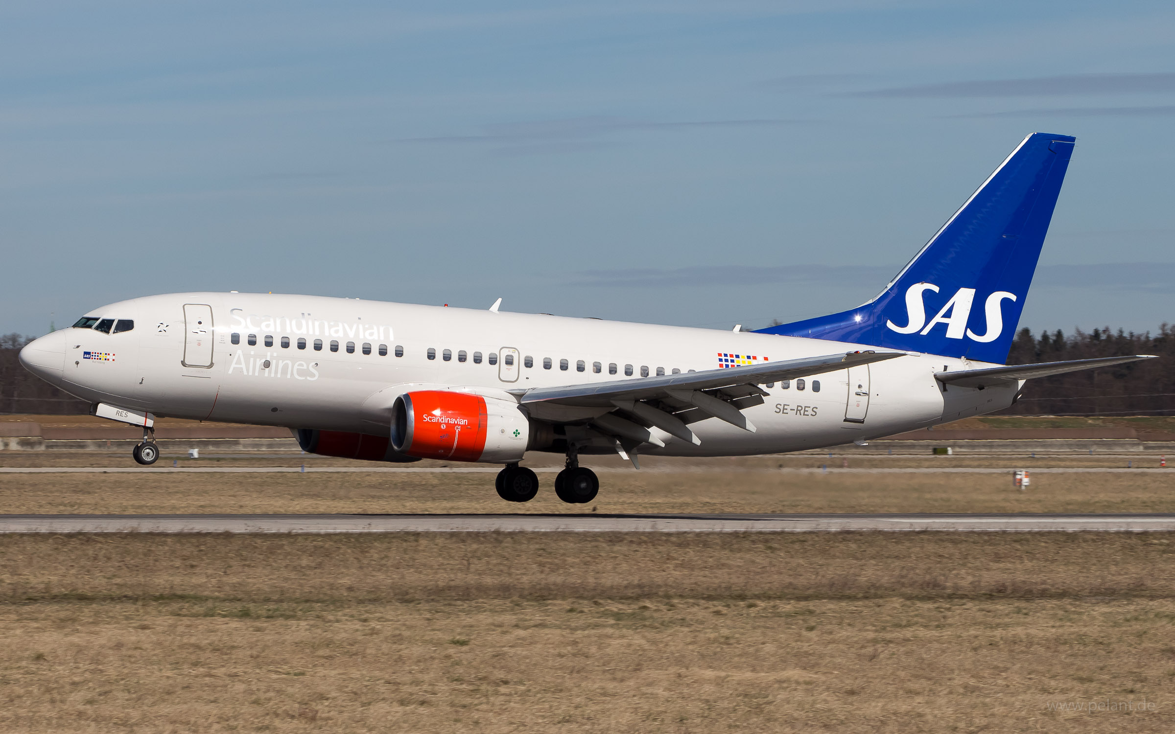 SE-RES SAS Boeing 737-7BX in Stuttgart / STR