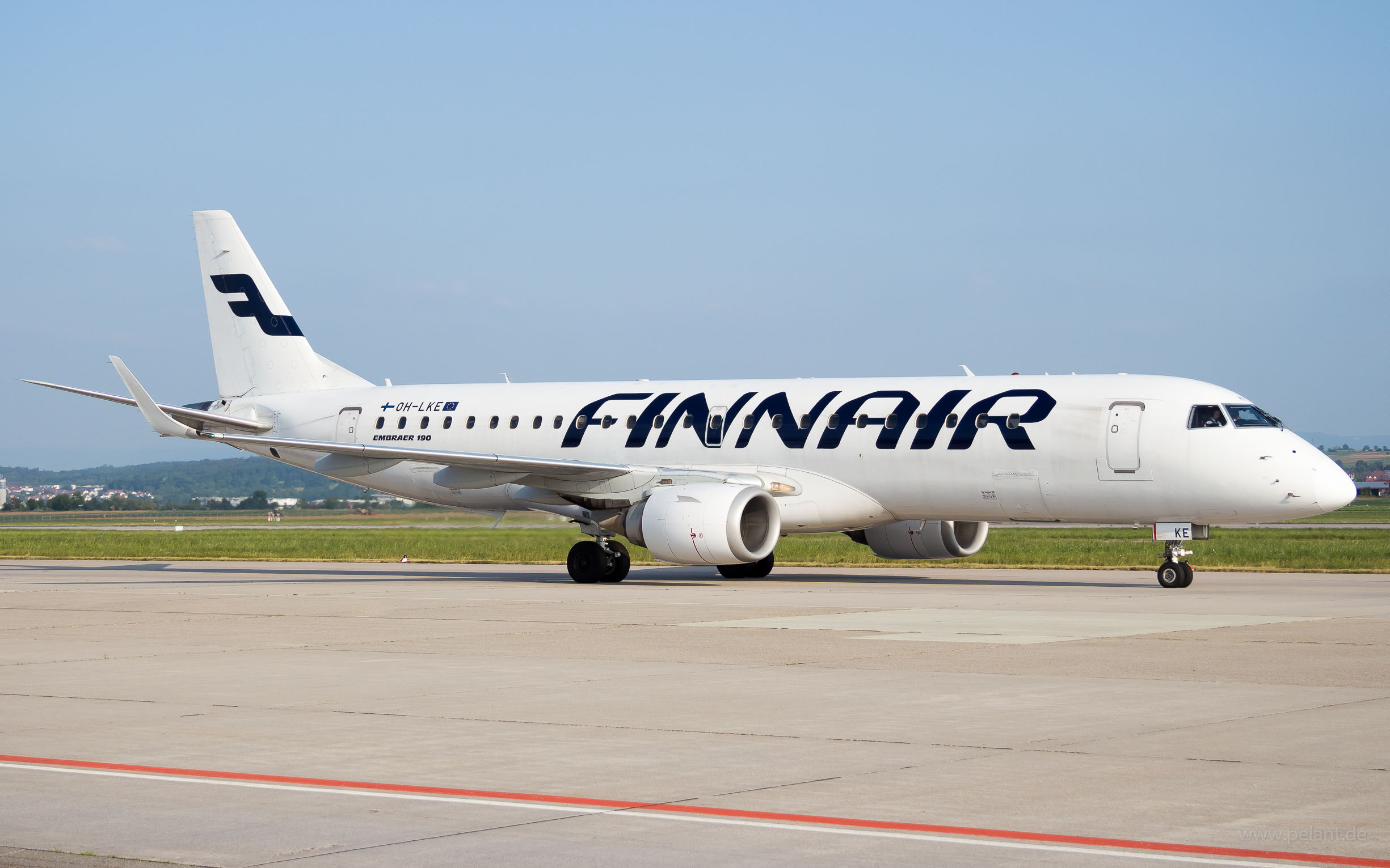 OH-LKE Finnair Embraer ERJ-190LR in Stuttgart / STR