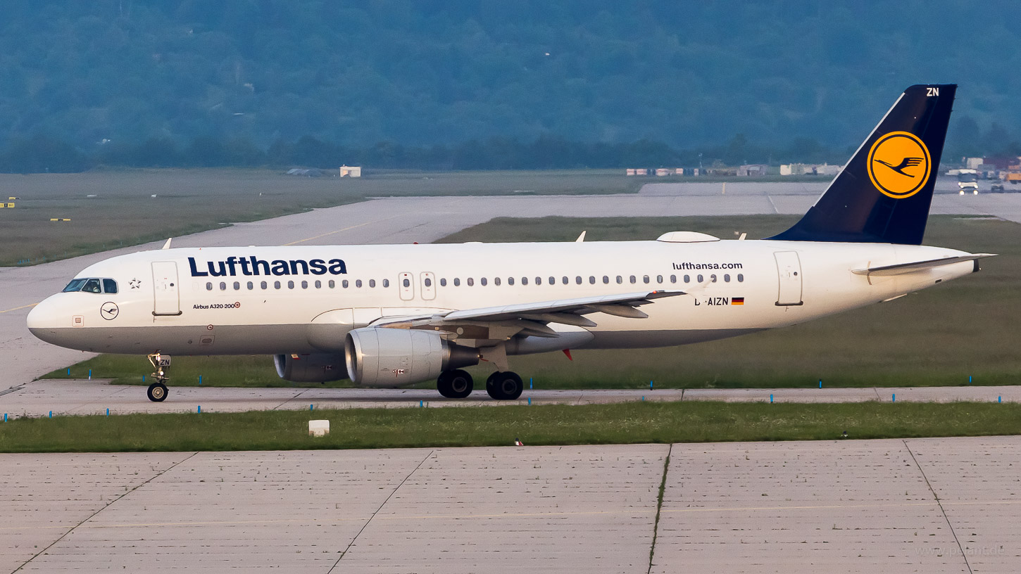 D-AIZN Lufthansa Airbus A320-214 in Stuttgart / STR