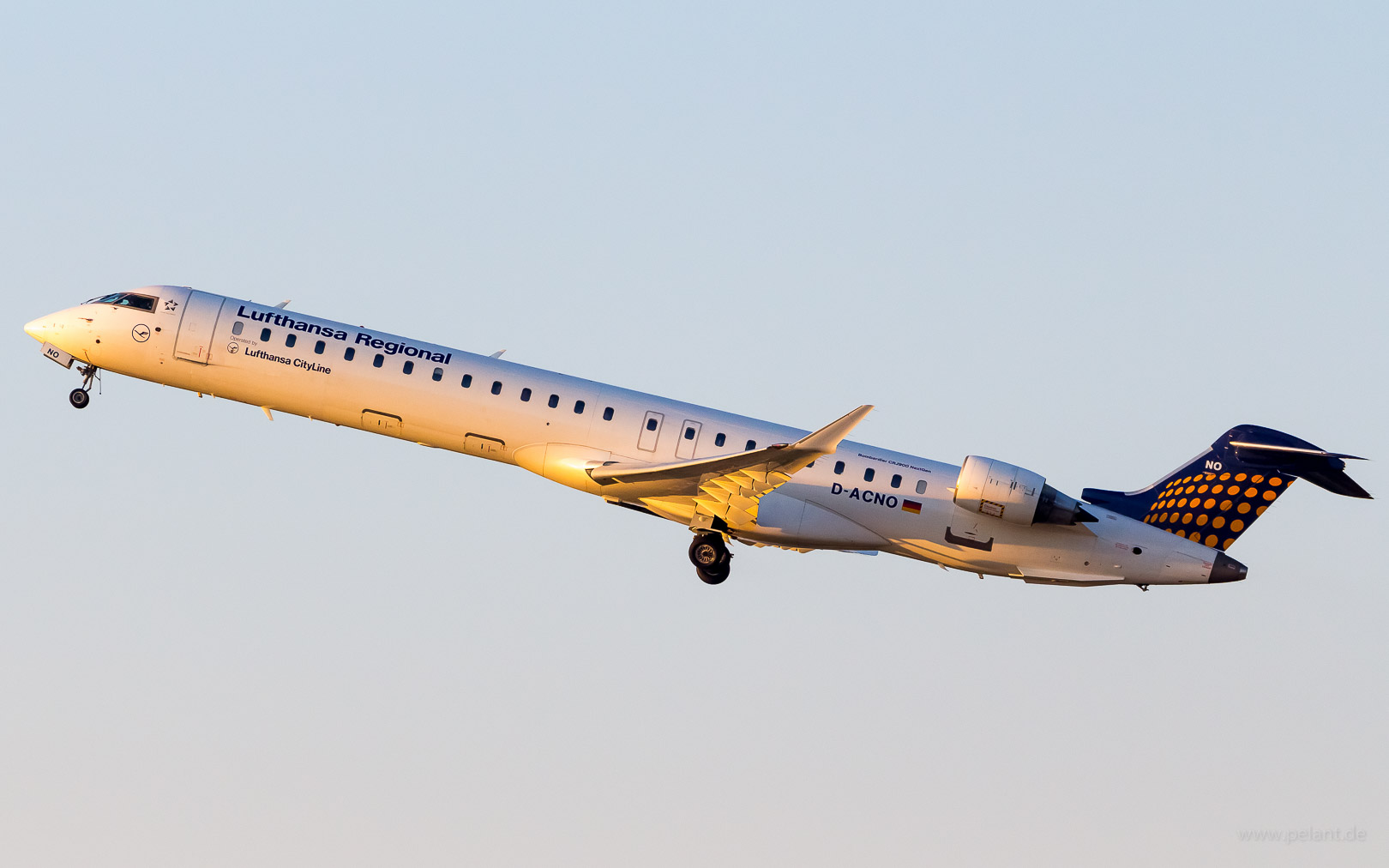 D-ACNO Lufthansa CityLine Bombardier CRJ900LR in Stuttgart / STR