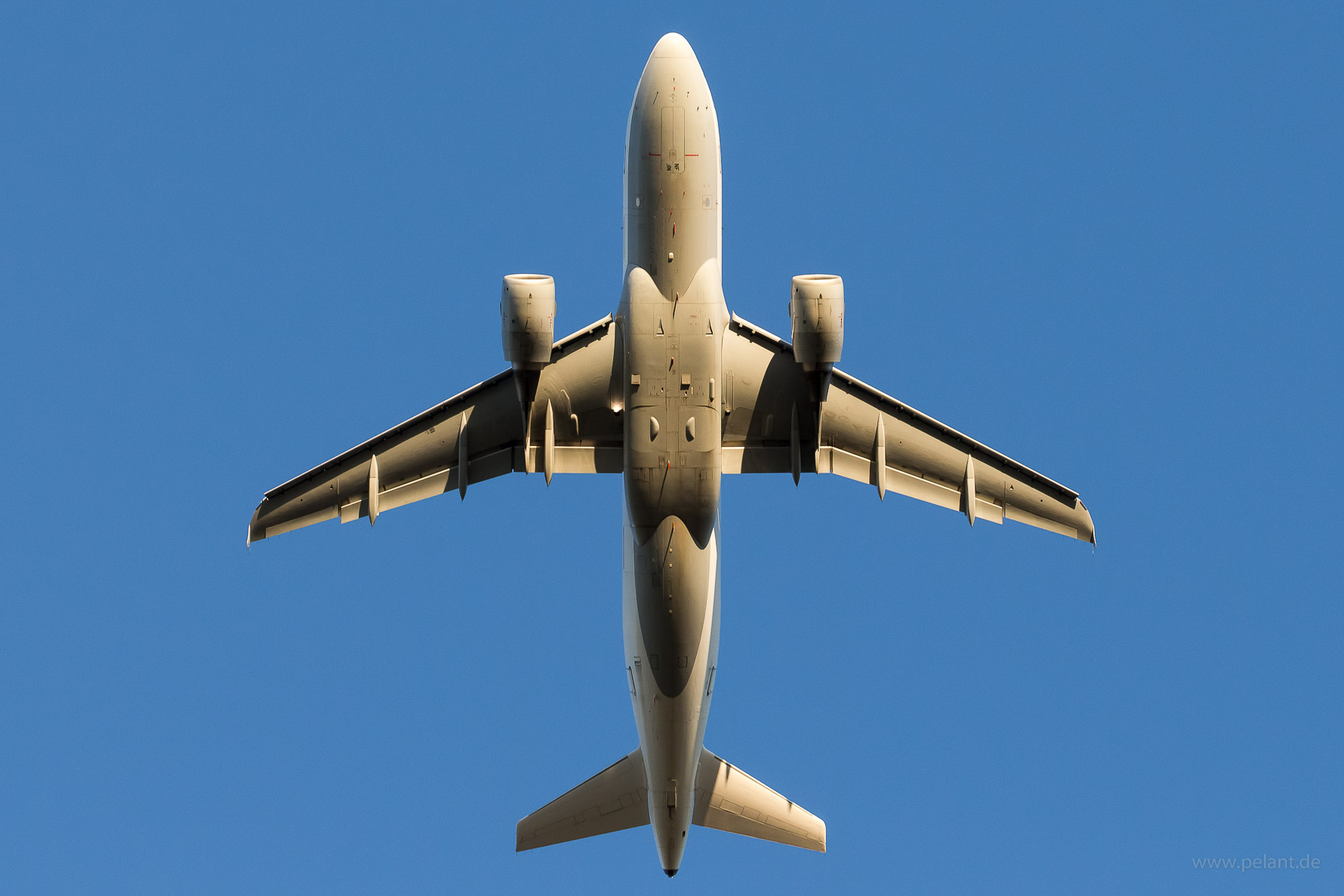 D-AKNF Germanwings Airbus A319-112 in Stuttgart / STR