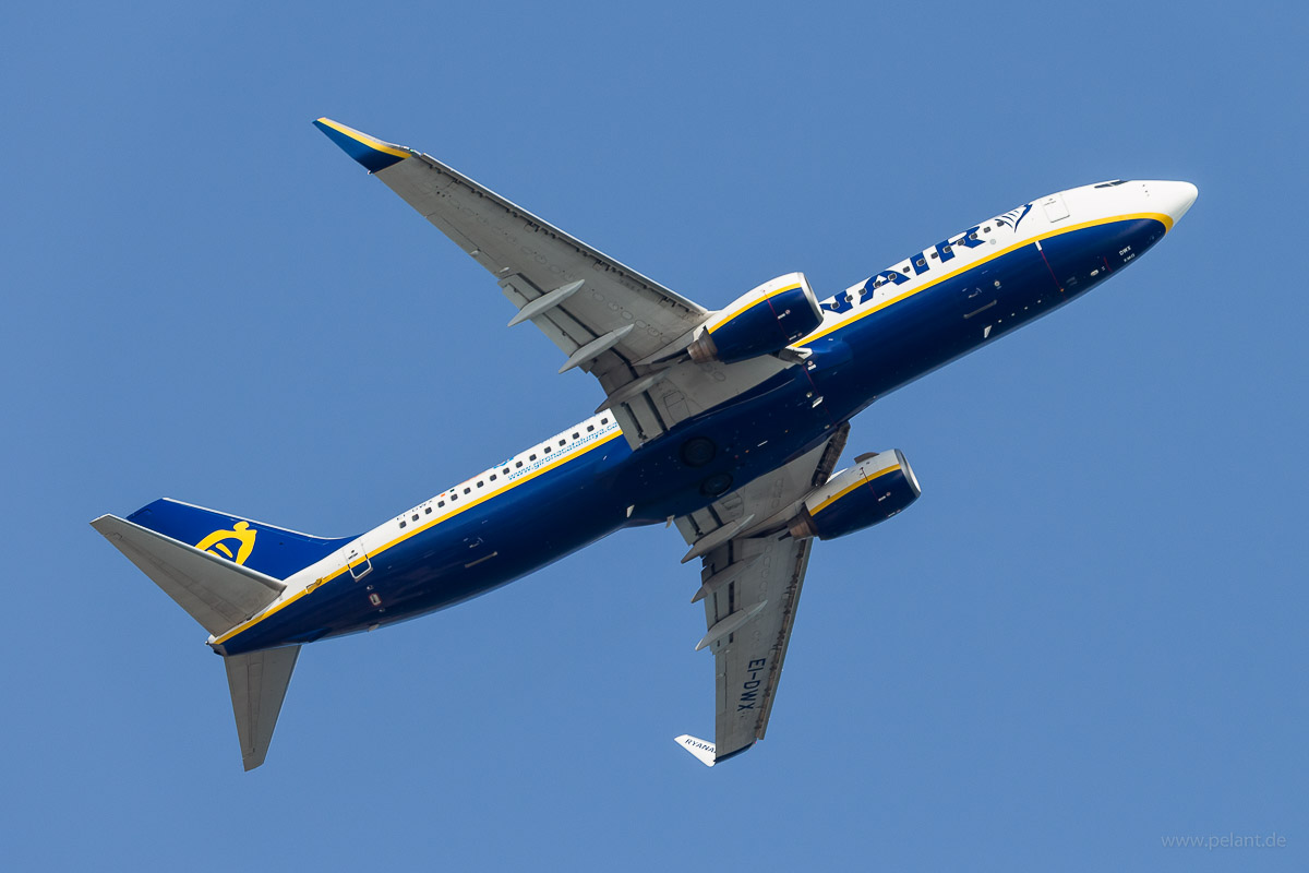 EI-DWX Ryanair Boeing 737-8AS in Palma de Mallorca / PMI