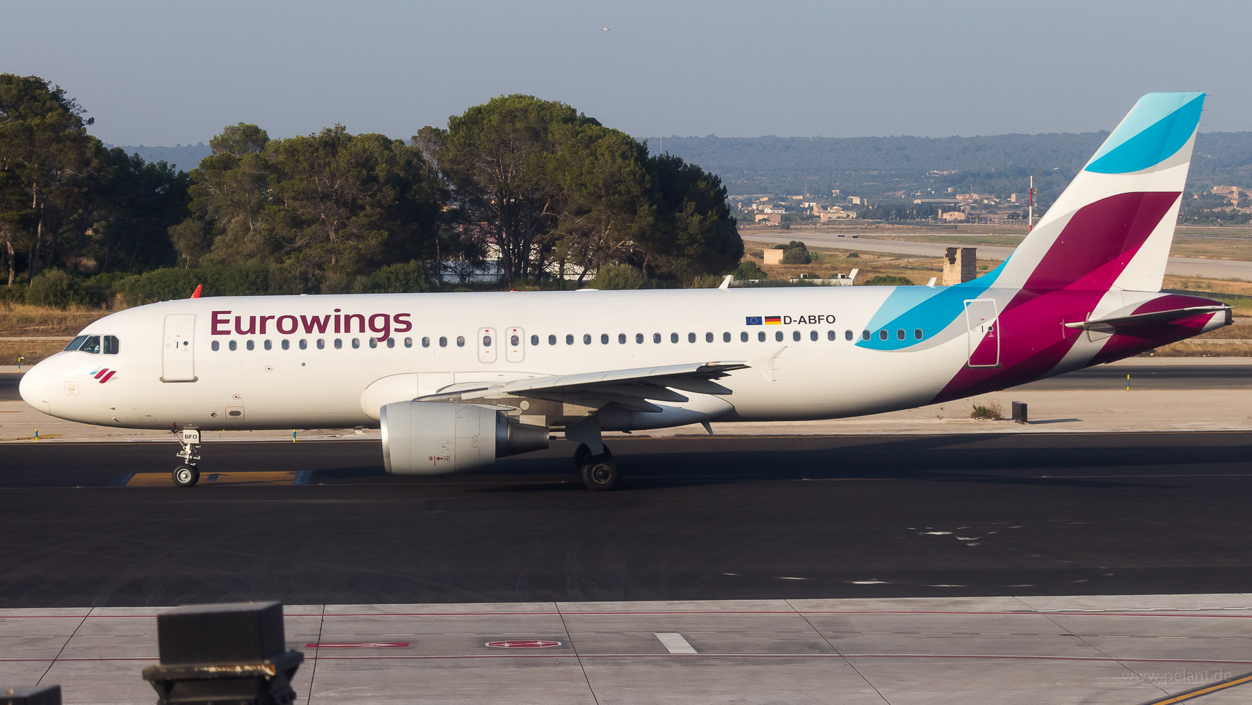 D-ABFO Eurowings Airbus A320-214 in Palma de Mallorca / PMI