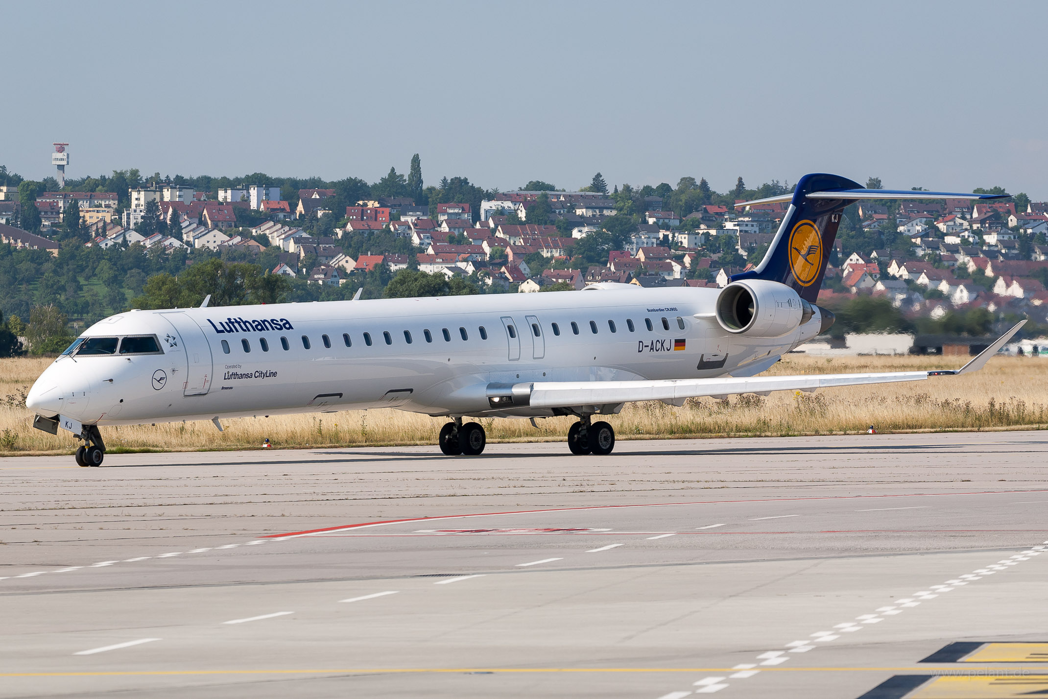 D-ACKJ Lufthansa CityLine Bombardier CRJ900 in Stuttgart / STR