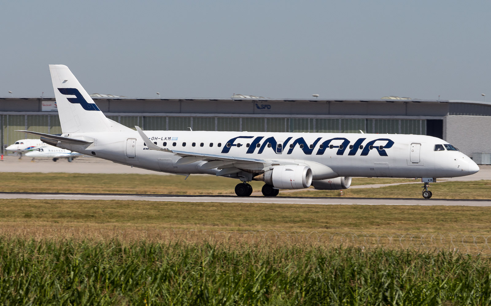 OH-LKM Finnair Embraer ERJ-190LR in Stuttgart / STR