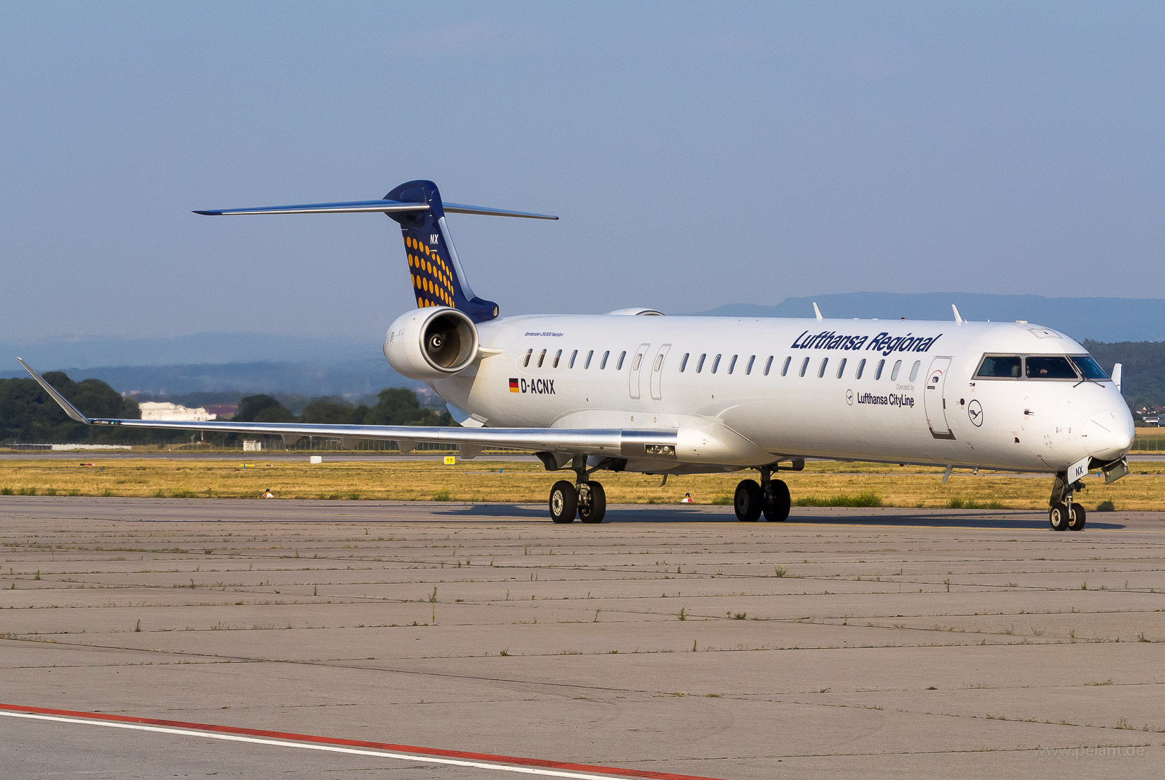 D-ACNX Lufthansa CityLine Bombardier CRJ900 in Stuttgart / STR