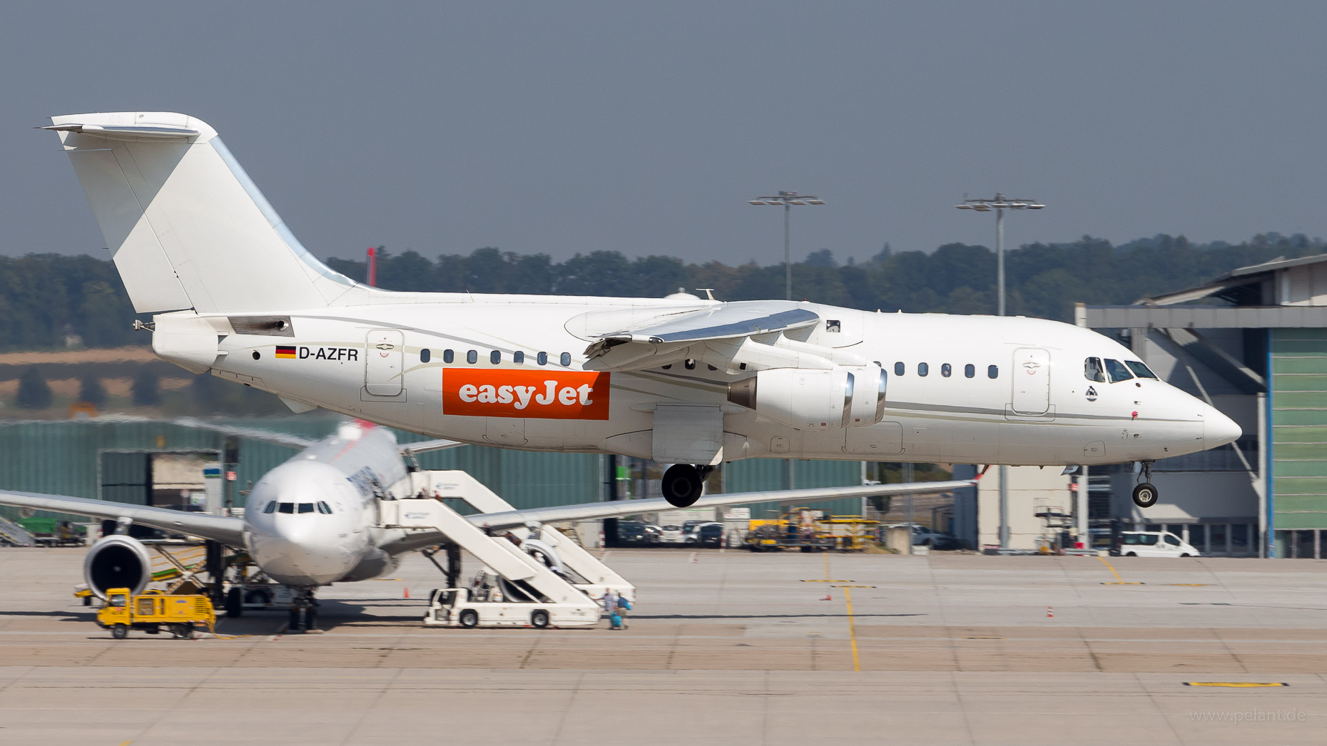 D-AZFR WDL Aviation BAe 146-200 in Stuttgart / STR