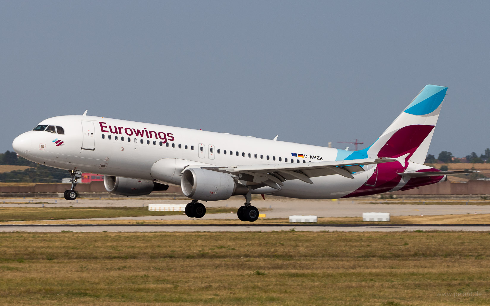 D-ABZK Eurowings Airbus A320-216 in Stuttgart / STR